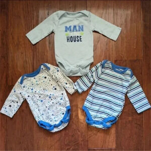 Childrens Place Long Sleeve Onesie Bodysuit Bundle Boys 0-3M Blue Man of House
